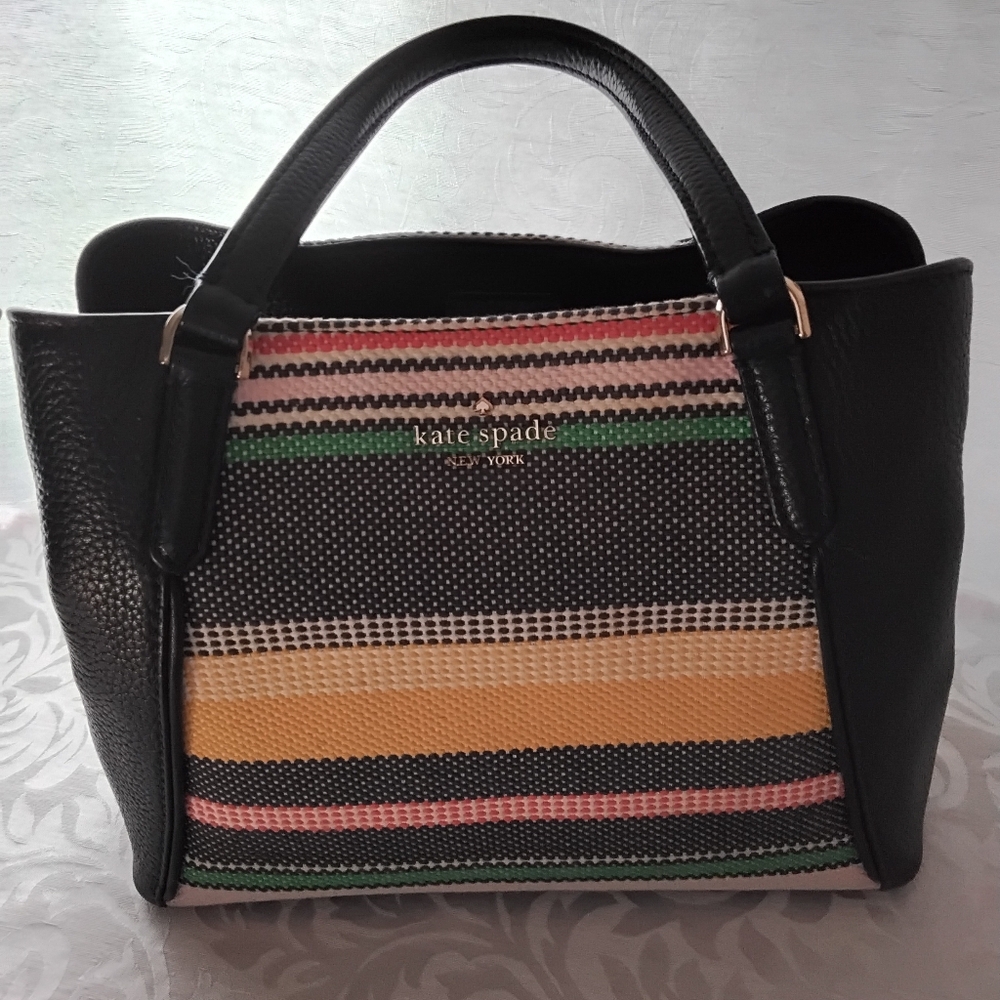 Kate Spade New York Jackson Boardwalk Striped Women's Tote Bag - Picture 3 of 7